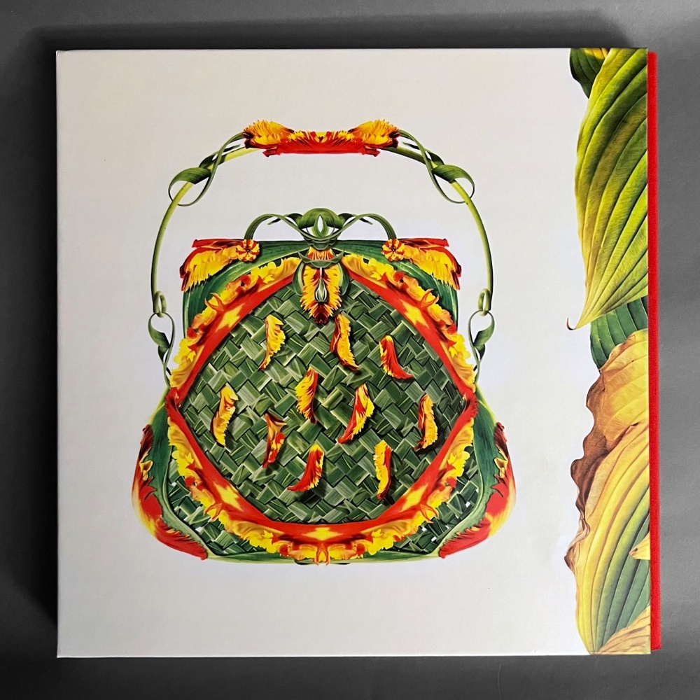 Shoe Fleur, Coffee Table Book - Picture 14 of 15